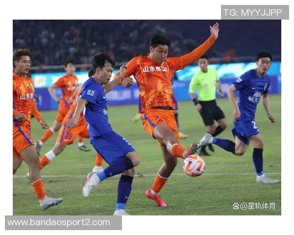 足球报透露韩鹏将继续执教泰山队球队计划更换两名中后场外援