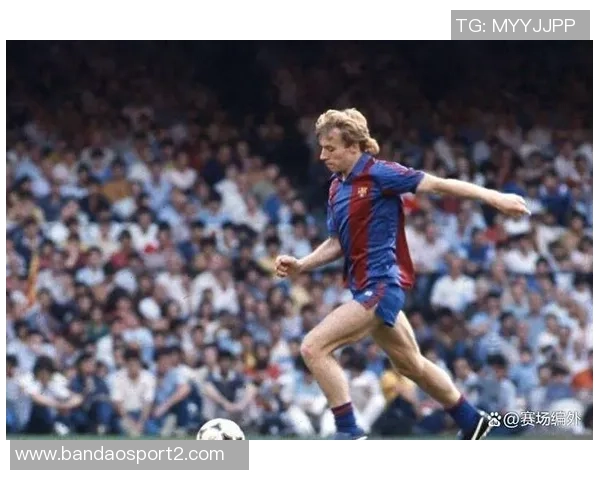 布克赞马卢阿奇表现出色积极拼搏与身体对抗令人印象深刻