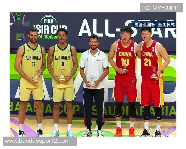 米切尔盛赞基昂特乔治称其完全有资格入选全明星阵容