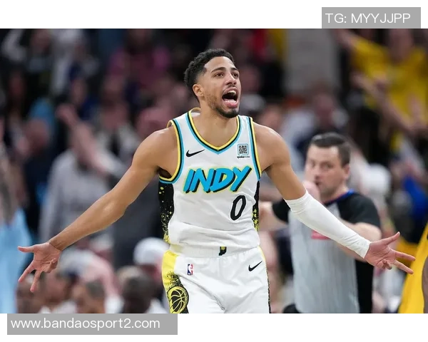 哈利伯顿称赞科比即使跟腱断裂仍能走出球场展现非凡毅力 哈利伯顿称赞科比即使跟腱断裂仍能走出球场展现非凡毅力